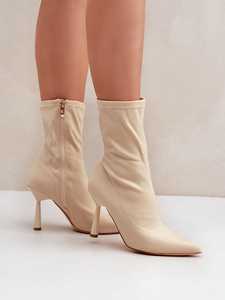 Heel boots model 204701 Step in style